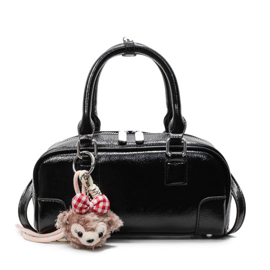 Damen Handtasche im modernen Stil mit abnehmbarem Anhänger | Nord Taschen