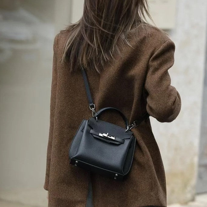 Damen Luxus-Handtasche mit strukturiertem Leder und elegantem Verschluss Nord Taschen