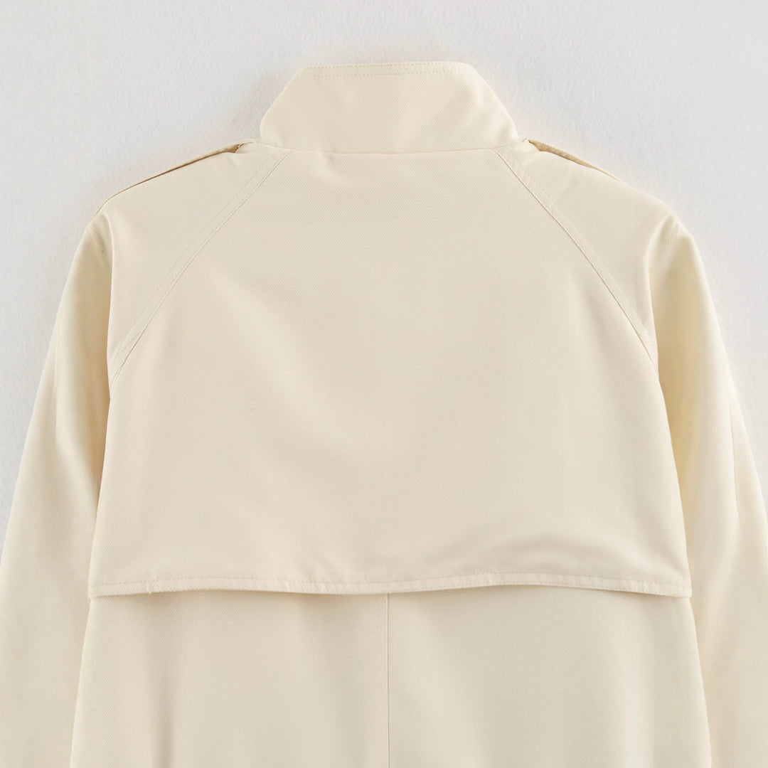 Damen Kurzparka im Field‑Stil mit Tunnelzug, Pattentaschen und Stehkragen Nord Taschen