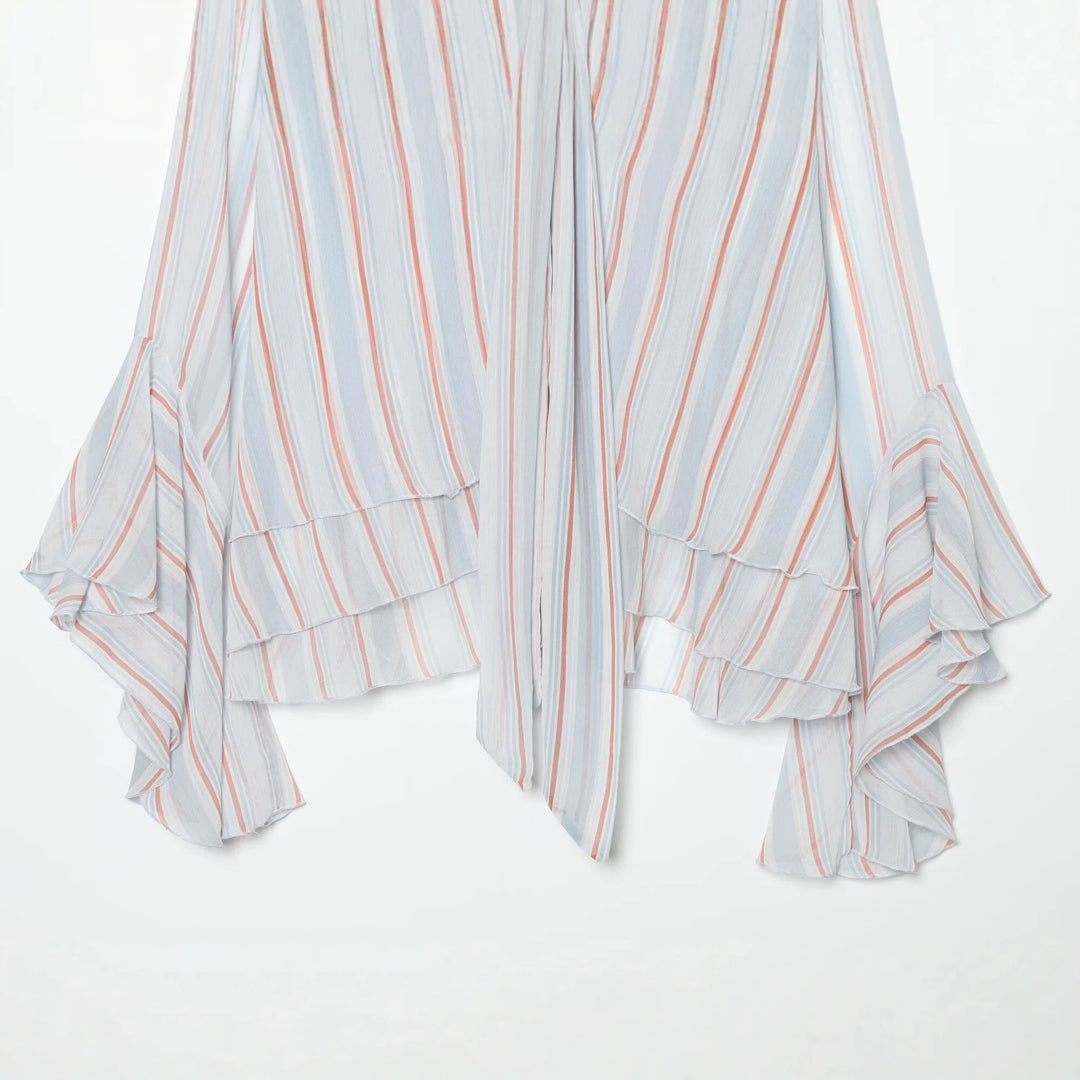 Damen Leichte Chiffonbluse mit Schluppe, Volant-Saum und ausgestellten Trompetenärmeln Nord Taschen