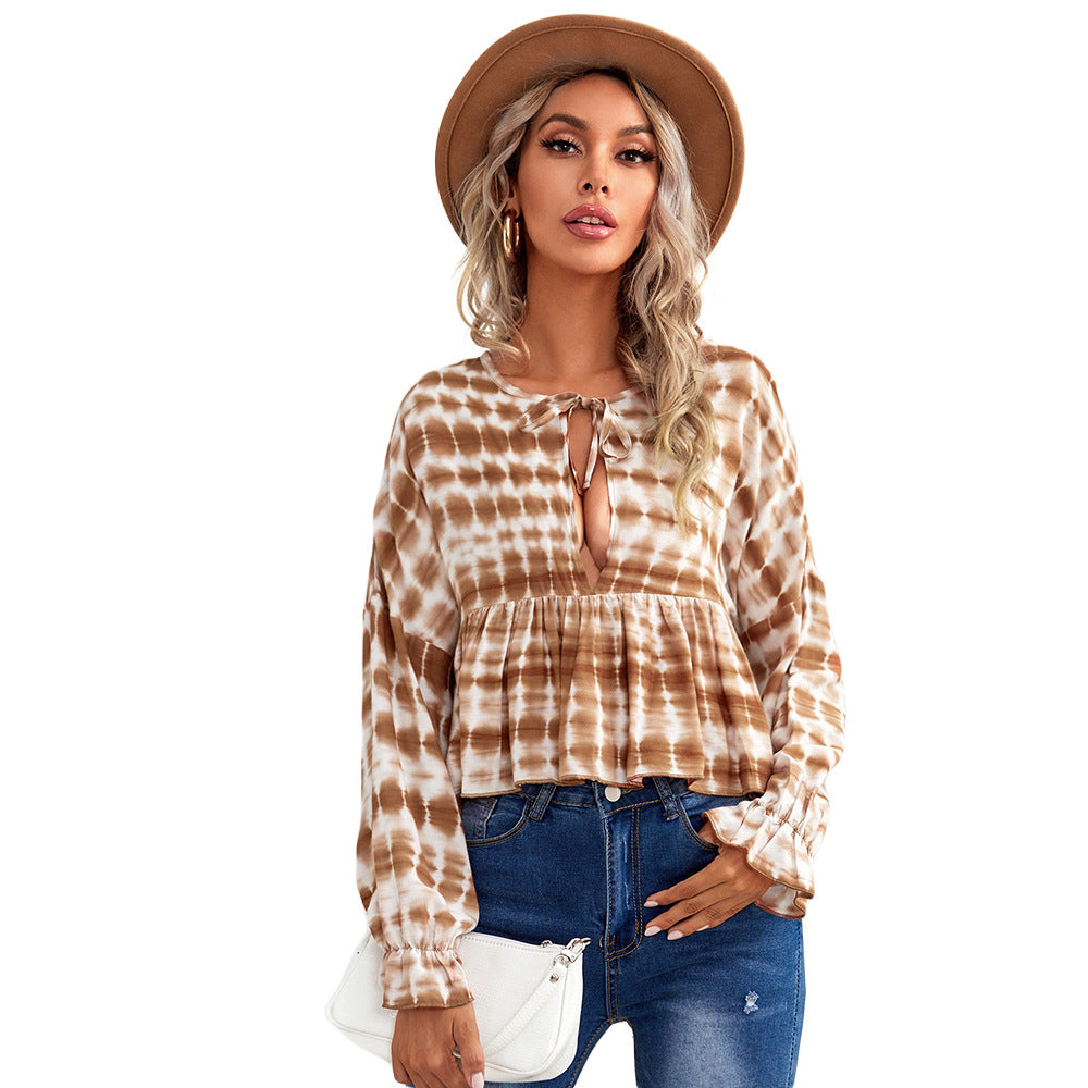 Damen luftiges Peplum-Blusenshirt mit Batikmuster, Kordel‑Neckline und gerafften Ärmeln Nord Taschen