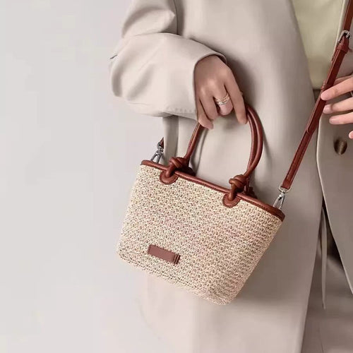 Damen geflochtene Tragetasche mit abnehmbarem Schultergurt und eleganten Lederakzenten Nord Taschen