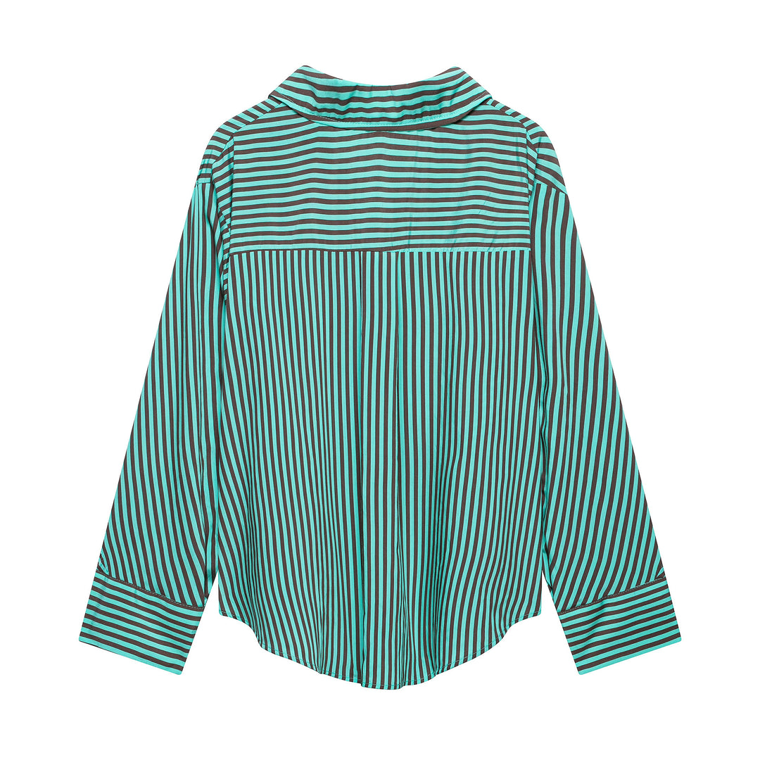 Damen Oversized-Hemdbluse mit diagonalen Streifen, Brusttasche und Rundsaum Nord Taschen
