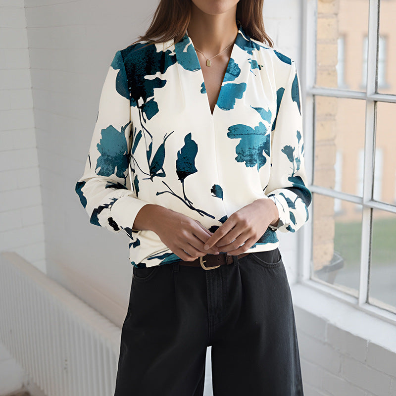 Damen Viskosebluse mit floralem Aquarellprint, V‑Ausschnitt und Manschetten Nord Taschen