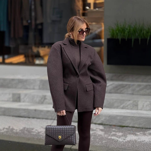 Damen Oversize-Strukturblazer mit betonter Schulterpartie und voluminösen Ärmeln Nord Taschen