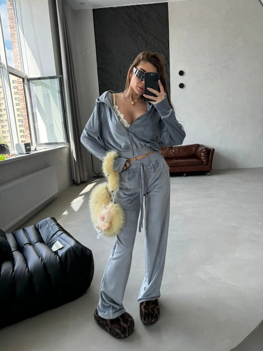 Damen luxuriöser Samt Zweiteiler Jogginganzug mit Cropped Reißverschluss und weiten Hosen Nord Taschen