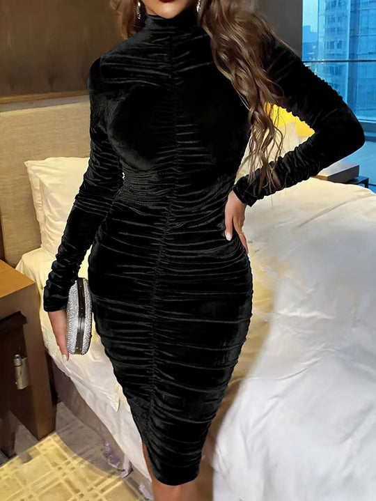 Damen Elegantes figurbetontes Samtkleid Nord Taschen