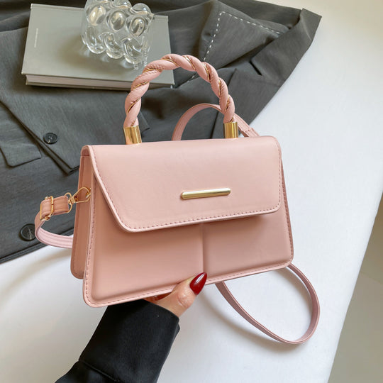 Damen Umhängetasche mit doppeltem Trageriemen und elegantem Metallverschluss Nord Taschen