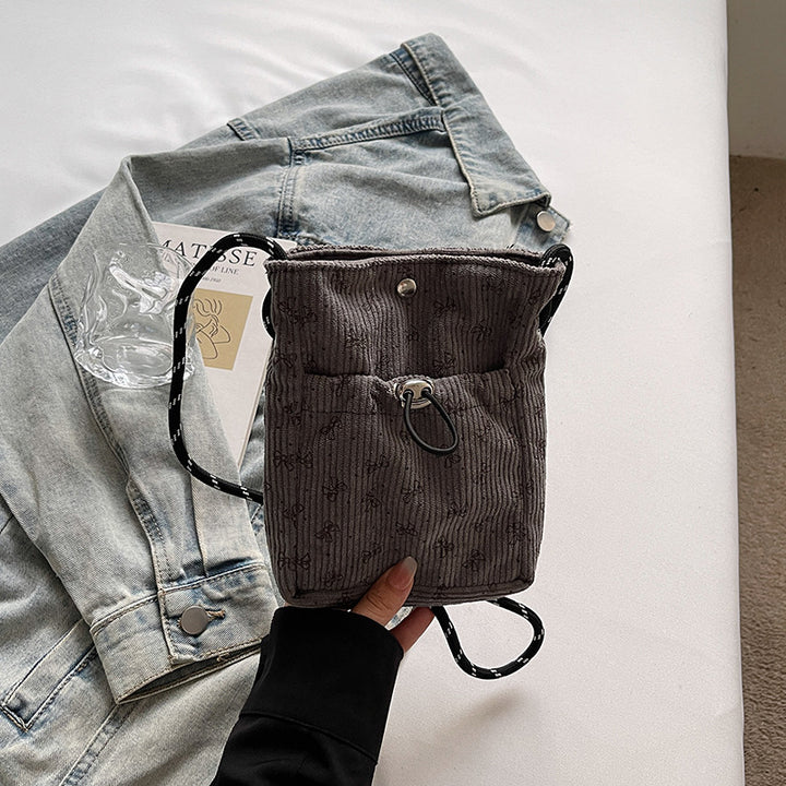Damen Mini-Umhängetasche mit floralem Design Nord Taschen