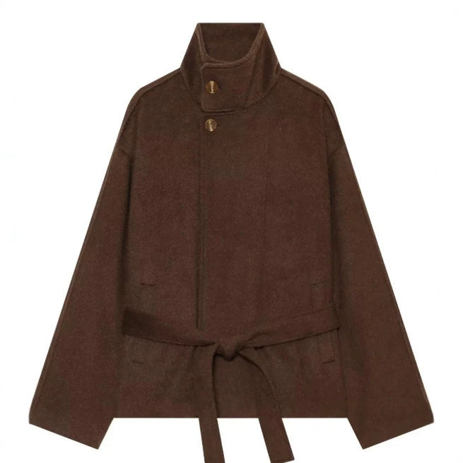 Damen Kurzer Wollmix‑Capecoat mit hohem Stehkragen, verdeckter Knopfleiste und Taillenbindegürtel Nord Taschen