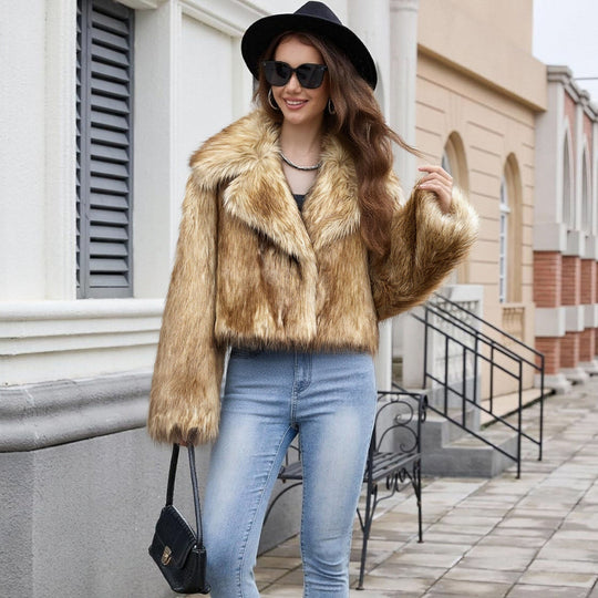 Damen Kurzer taillierter Faux-Fur-Blouson mit breitem Schalkragen Nord Taschen