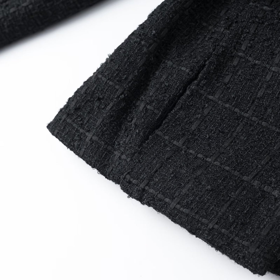 Damen Kurzjacke aus Bouclé‑Tweed mit Rundhals, goldenen Zierknöpfen und Bindegürtel Nord Taschen