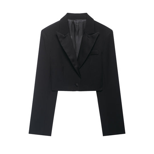 Damen Kurzblazer im Smokingstil mit Satinrevers, taillierter Cropped‑Silhouette Nord Taschen
