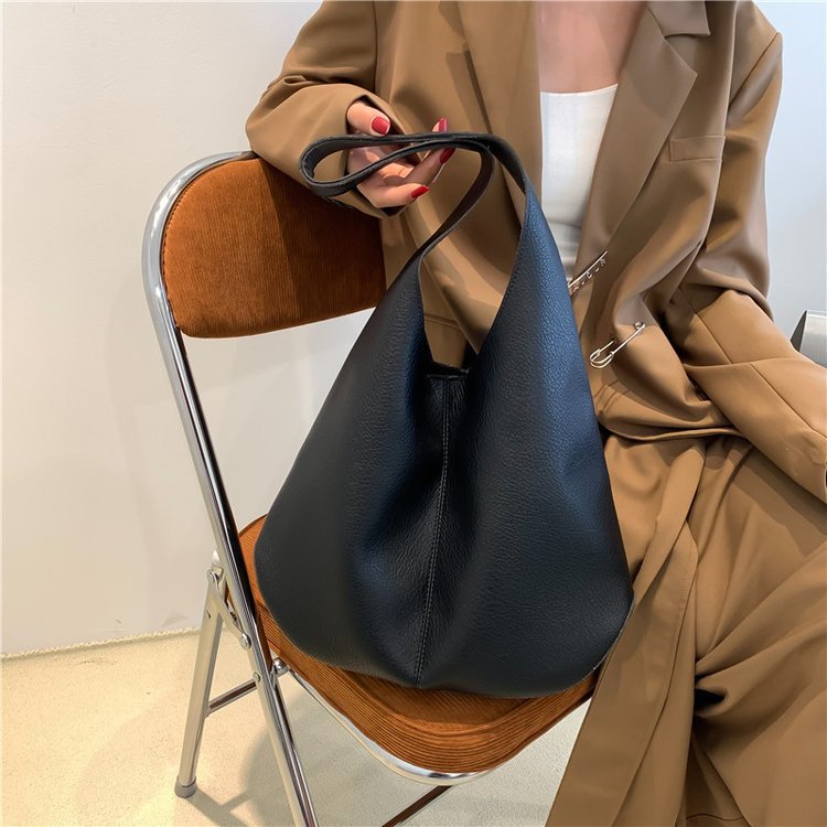 Damen Hobo-Tasche aus hochwertigem Leder mit kapuzierter Form Nord Taschen