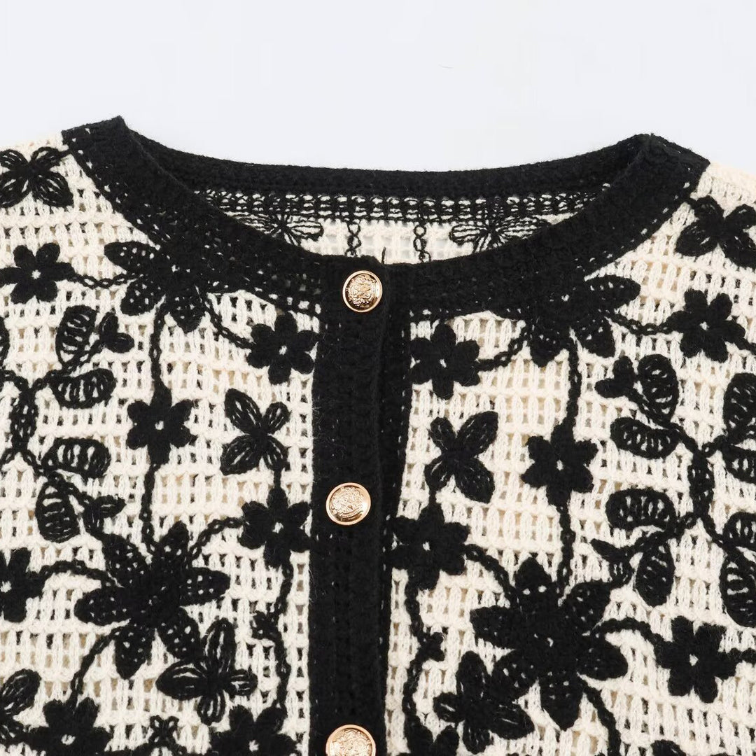 Damen Gehäkelte Bouclé-Cardigan mit dreidimensionaler Blütenstickerei und Goldakzenten Nord Taschen