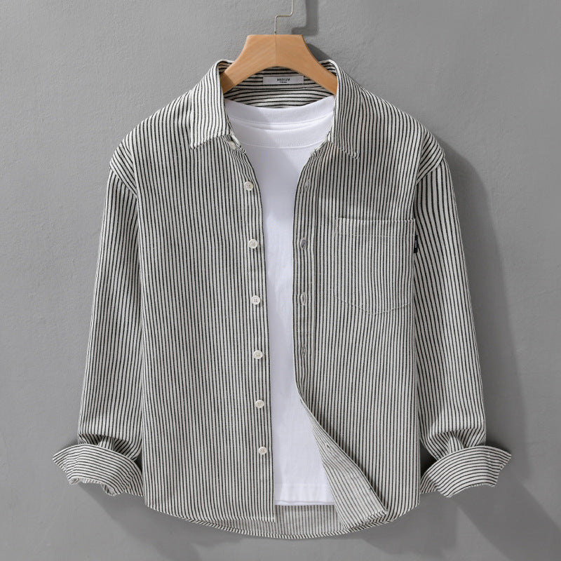 Herren Leichtes Nadelstreifen-Hemd im Layering-Overshirt-Stil mit Kentkragen und aufgesetzter Brusttasche Nord Taschen
