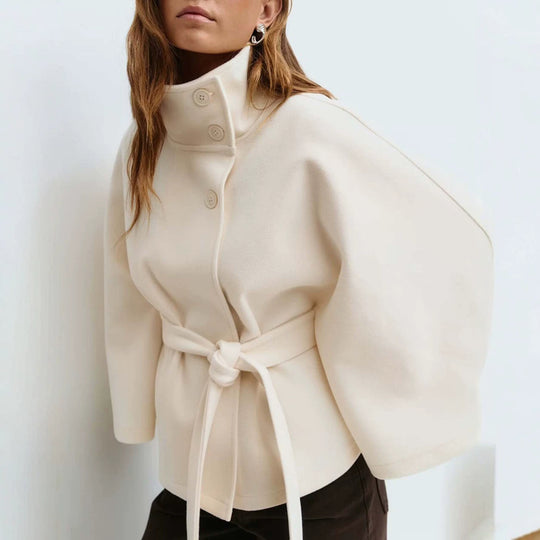 Damen Kurzcape-Mantel mit Stehkragen, Oversize-Ärmeln und Bindegürtel Nord Taschen