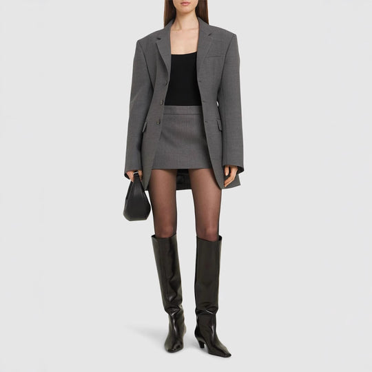 Damen Oversize-Blazer mit langer Silhouette und markanter Schulterpartie Nord Taschen