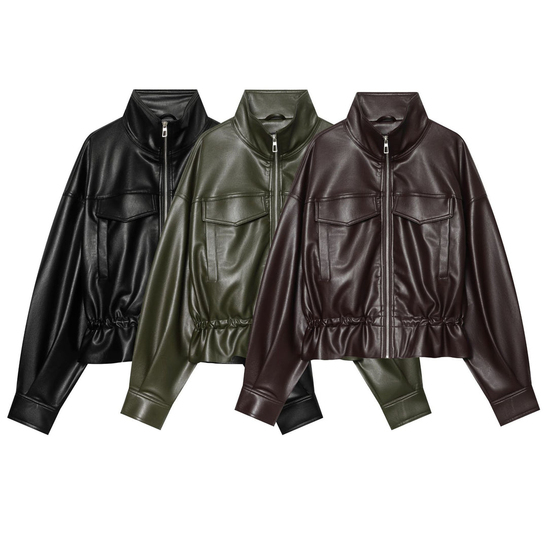 Damen Cropped Kunstlederjacke mit hohem Stehkragen, aufgesetzten Brusttaschen und Tunnelzug-Taille Nord Taschen