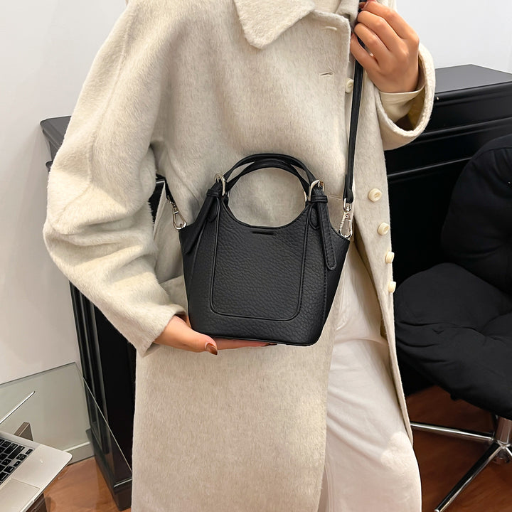 Damen elegante Umhängetasche im modernen Design Nord Taschen