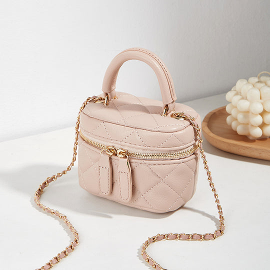 Damen elegante Mini-Tasche mit goldenen Details und praktischem Reißverschluss Nord Taschen