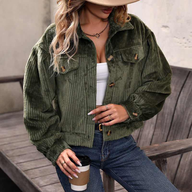Damen Cordjacke im lässigen Schnitt mit zwei Brusttaschen und modischer Knopfleiste