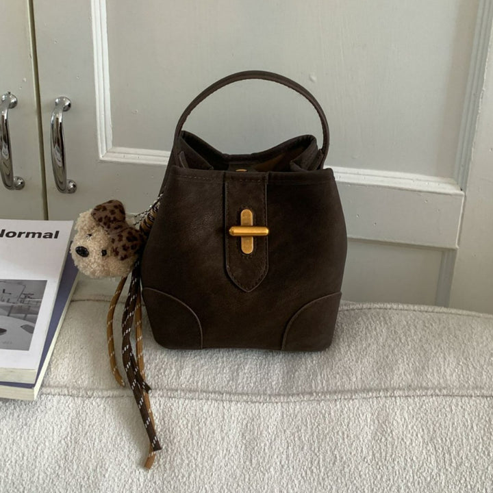 Damen Handtasche mit abnehmbarem Plüschanhänger Nord Taschen