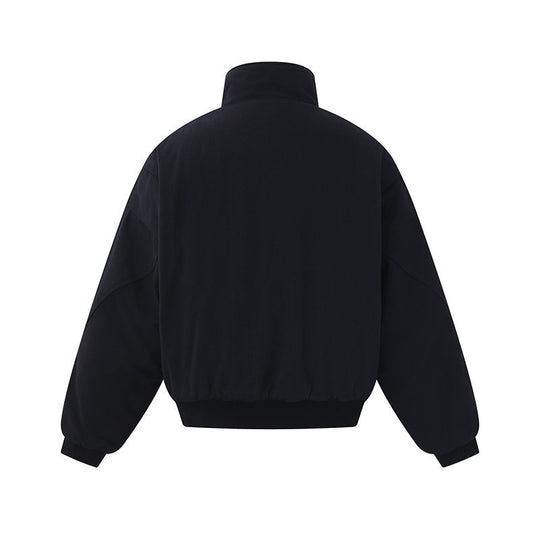 Unisex Boxy-wattierte Kurzjacke mit hochgeschlossenem Stehkragen und minimalistischer Nahtführung Nord Taschen