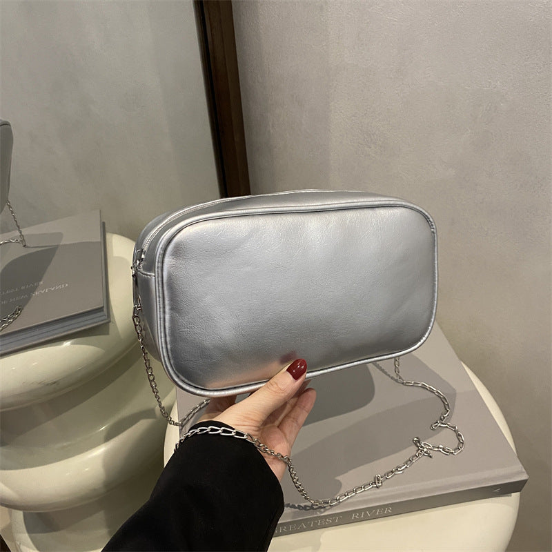 Damen elegante Handtasche mit glänzender Oberfläche und feinem Reißverschluss Nord Taschen