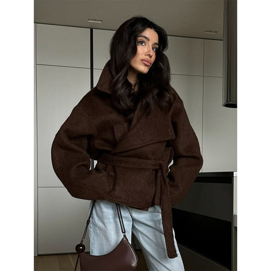 Damen Oversize Kurzmantel aus Wollmix mit Bindegürtel und Stehkragen Nord Taschen
