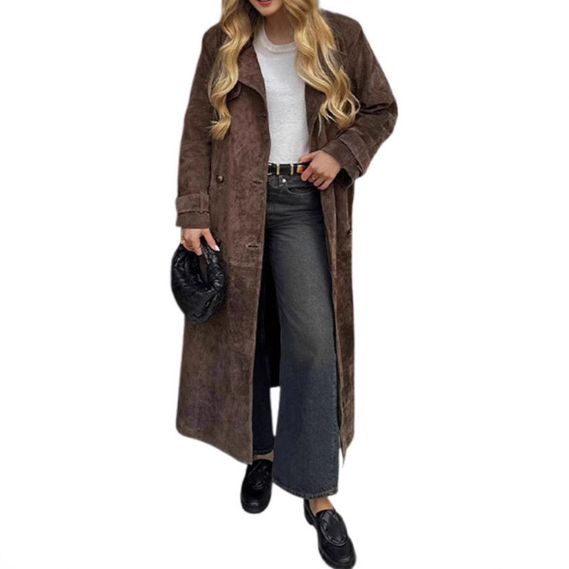 Damen Langer Doppelreihiger Trenchcoat aus Veloursleder-Optik mit Taillengürtel Nord Taschen