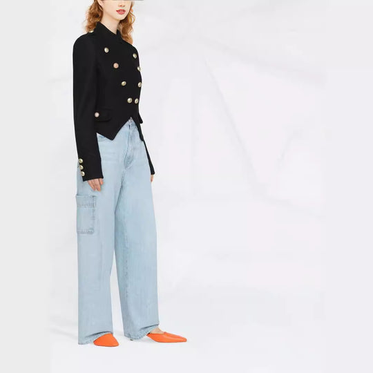 Damen Taillierter Kurzer Military‑Blazer mit Zierknöpfen und Stehkragen Nord Taschen