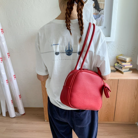 Damen Umhängetasche mit quadratischer Form und abnehmbarem Anhänger Nord Taschen