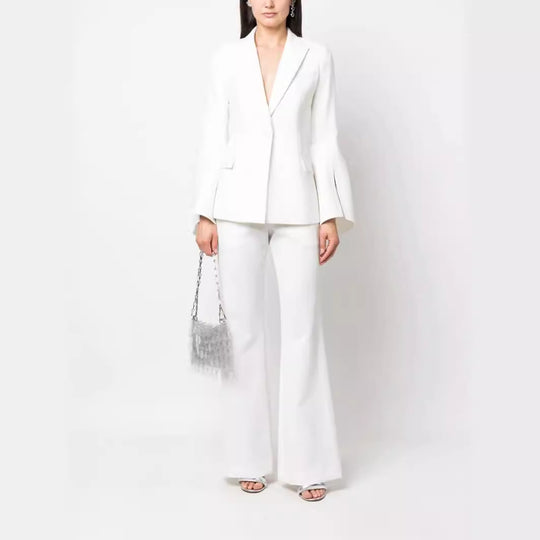 Damen Zweiteiliger Tailoring-Anzug mit tailliertem Einreiher und ausgestellten Ärmelabschlüssen Nord Taschen