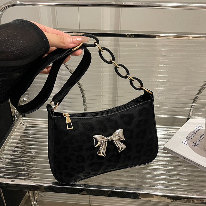 Damen Handtasche mit eleganter Schleifenverzierung Nord Taschen