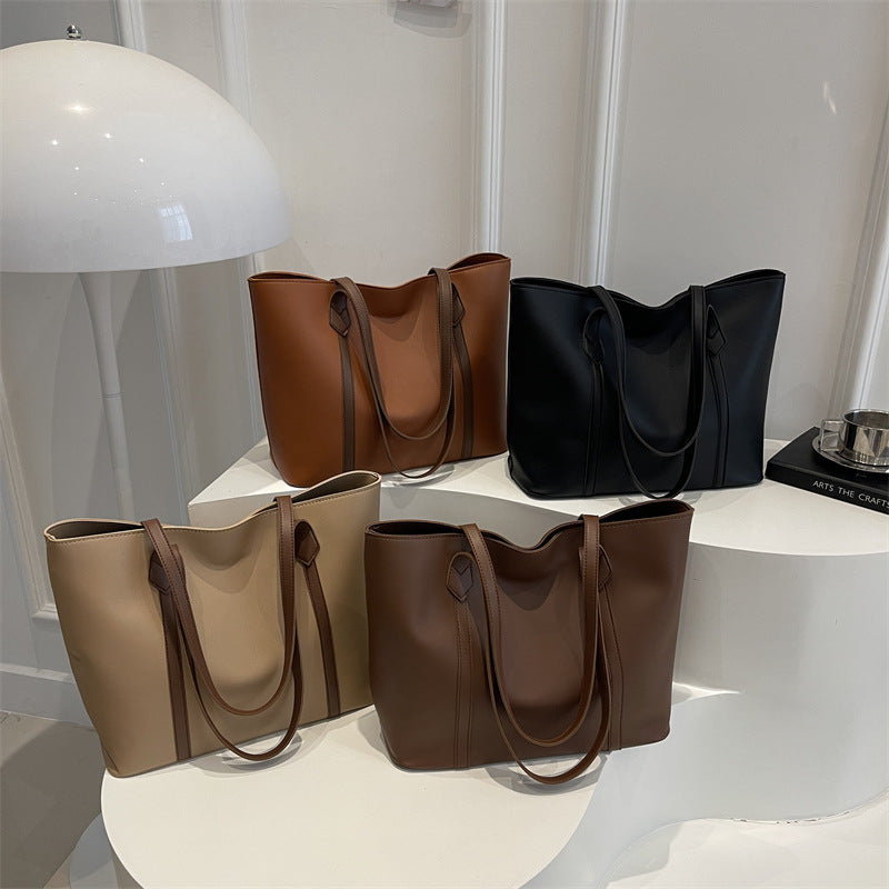 Damen Tote-Tasche aus hochwertigem Kunstleder mit geräumigen Innenfächern Nord Taschen