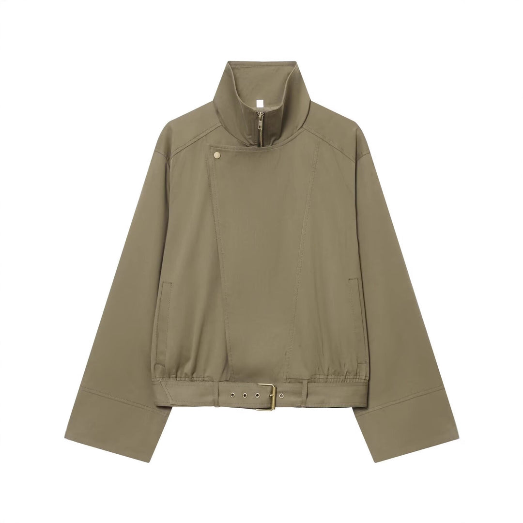 Damen Kurzblouson mit hohem Stehkragen, verdecktem Reißverschluss und Taillengürtel Nord Taschen