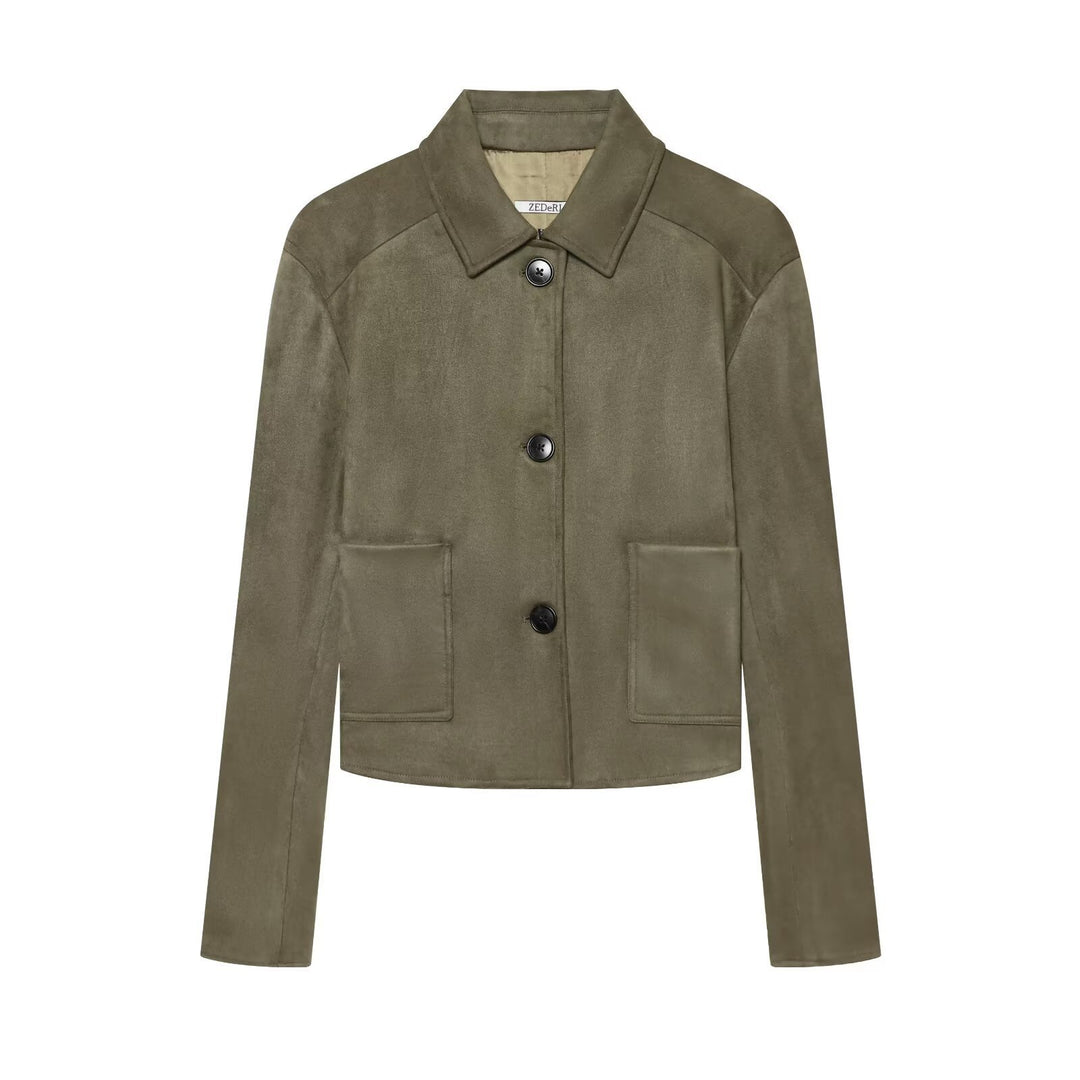 Damen Kurzjacke im Veloursleder-Look mit Hemdkragen und aufgesetzten Taschen Nord Taschen