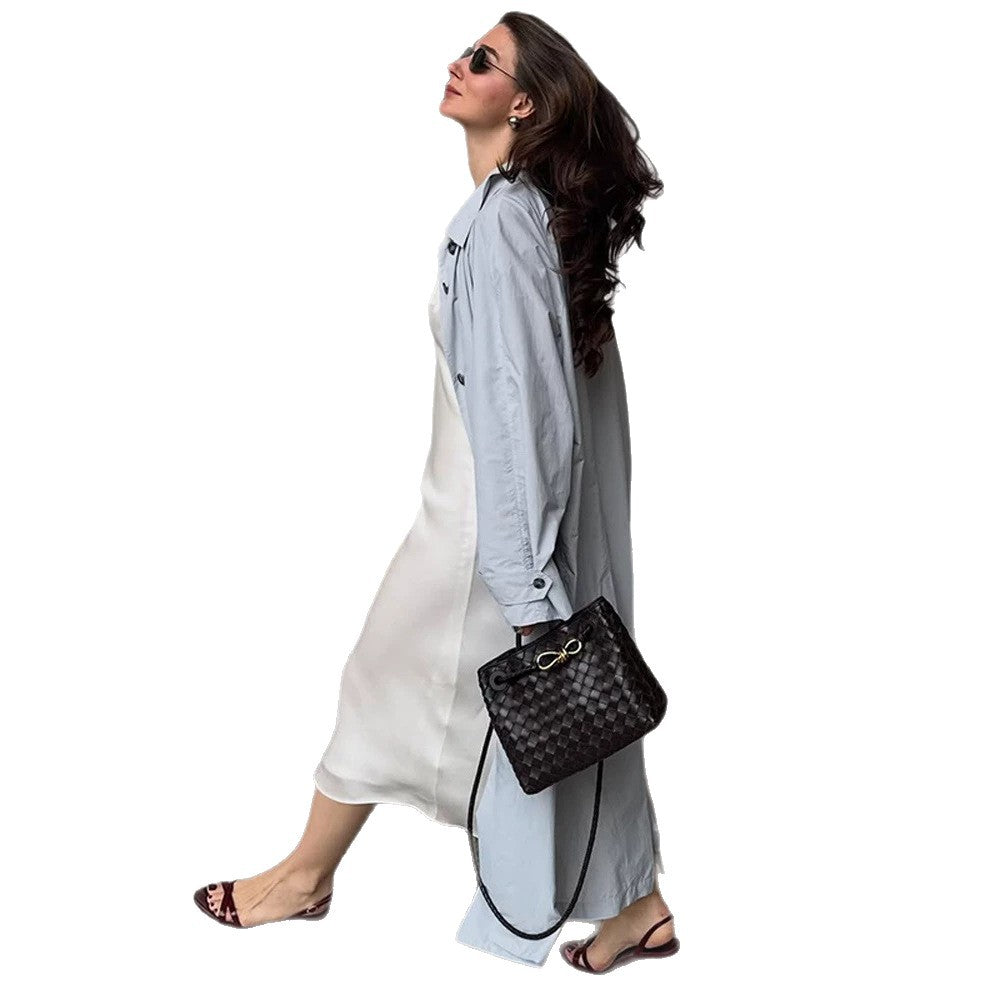 Damen Leichter langer Trenchcoat aus technischem Material mit verdeckter Knopfleiste und lockerem Fall Nord Taschen