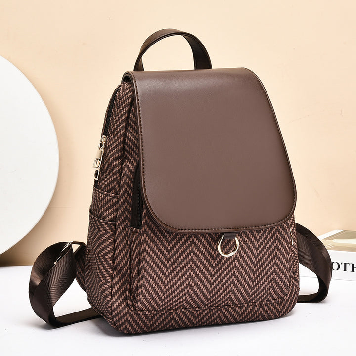 Damen trendige Rucksacktasche mit eleganter Klappenoptik Nord Taschen