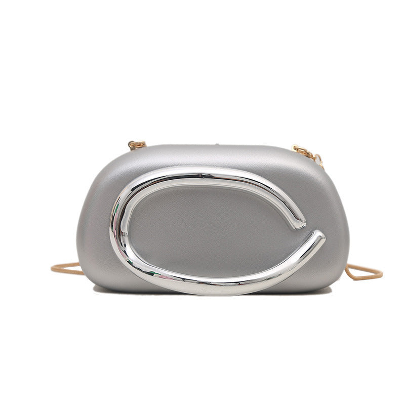 Damen-Clutch mit edlem Metallgriff Nord Taschen