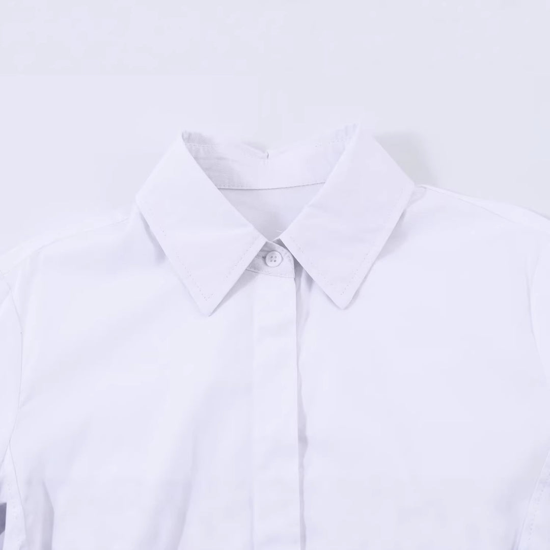 Damen Taillierte Popeline‑Bluse mit Peplum-Details und verdeckter Knopfleiste Nord Taschen
