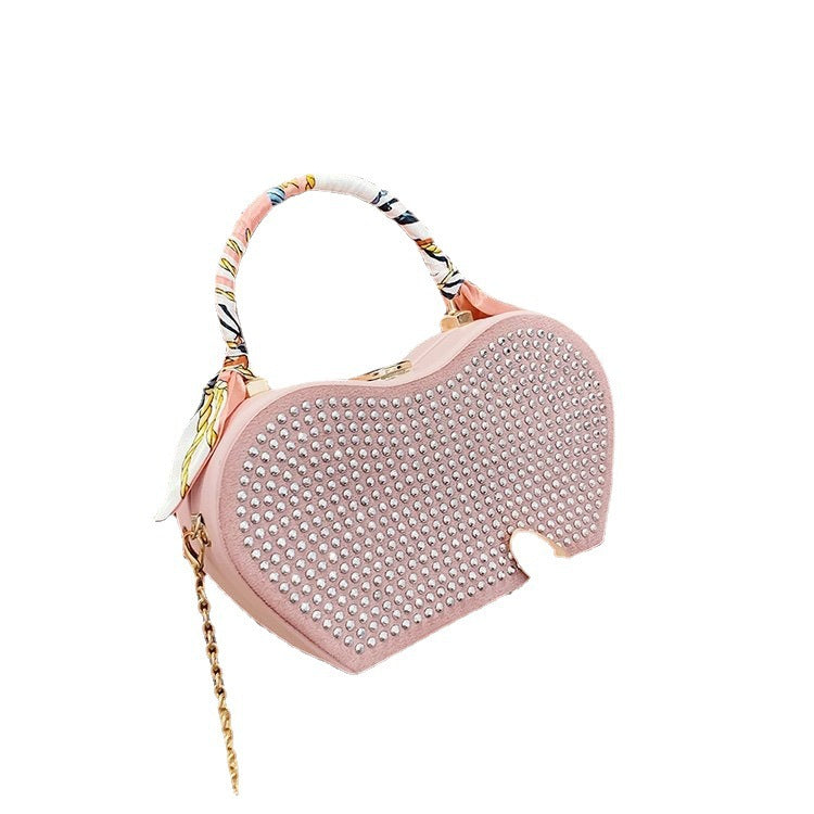 Damen Handtasche mit funkelnden Strasssteinen und modischem Schal | Nord Taschen