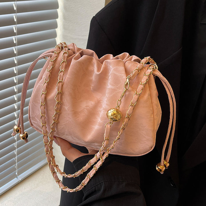 Damen Beuteltasche mit elegantem Kettenriemen Nord Taschen