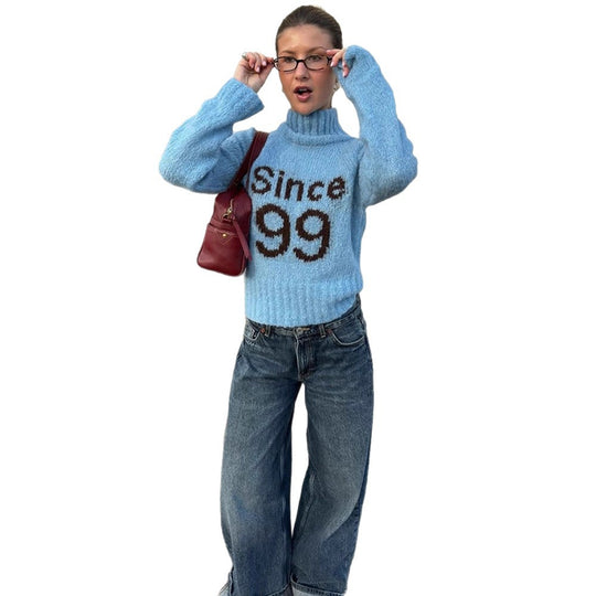 Damen kuscheliger Oversize-Mohairpullover mit hohem Rollkragen und Statement-Logo Nord Taschen