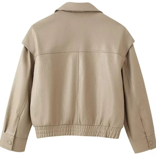 Damen Kurzblouson aus Kunstleder mit zweireihiger Knopfleiste, breitem Revers und gerafftem Bund Nord Taschen