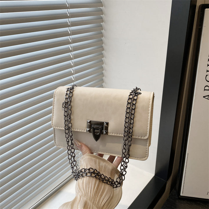 Damen Designer Umhängetasche mit edler Kettenverschlusstechnik Nord Taschen