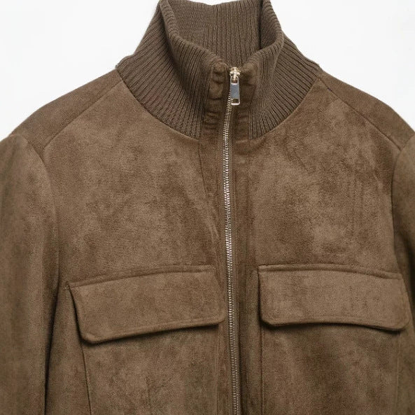 Damen Kurz geschnittene Veloursleder‑Bomberjacke mit Rippenkragen und aufgesetzten Klappentaschen Nord Taschen
