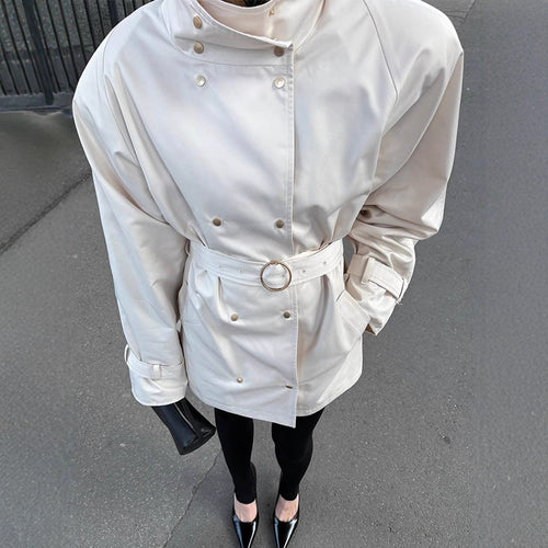 Damen Kurz‑Trench im Oversize‑Look mit extrabreitem Revers und Druckknopfverschluss Nord Taschen