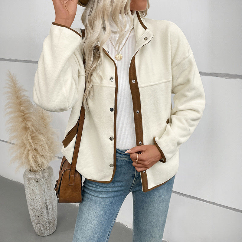 Damen Kuschelige Damenjacke mit kontrastierenden Details Nord Taschen